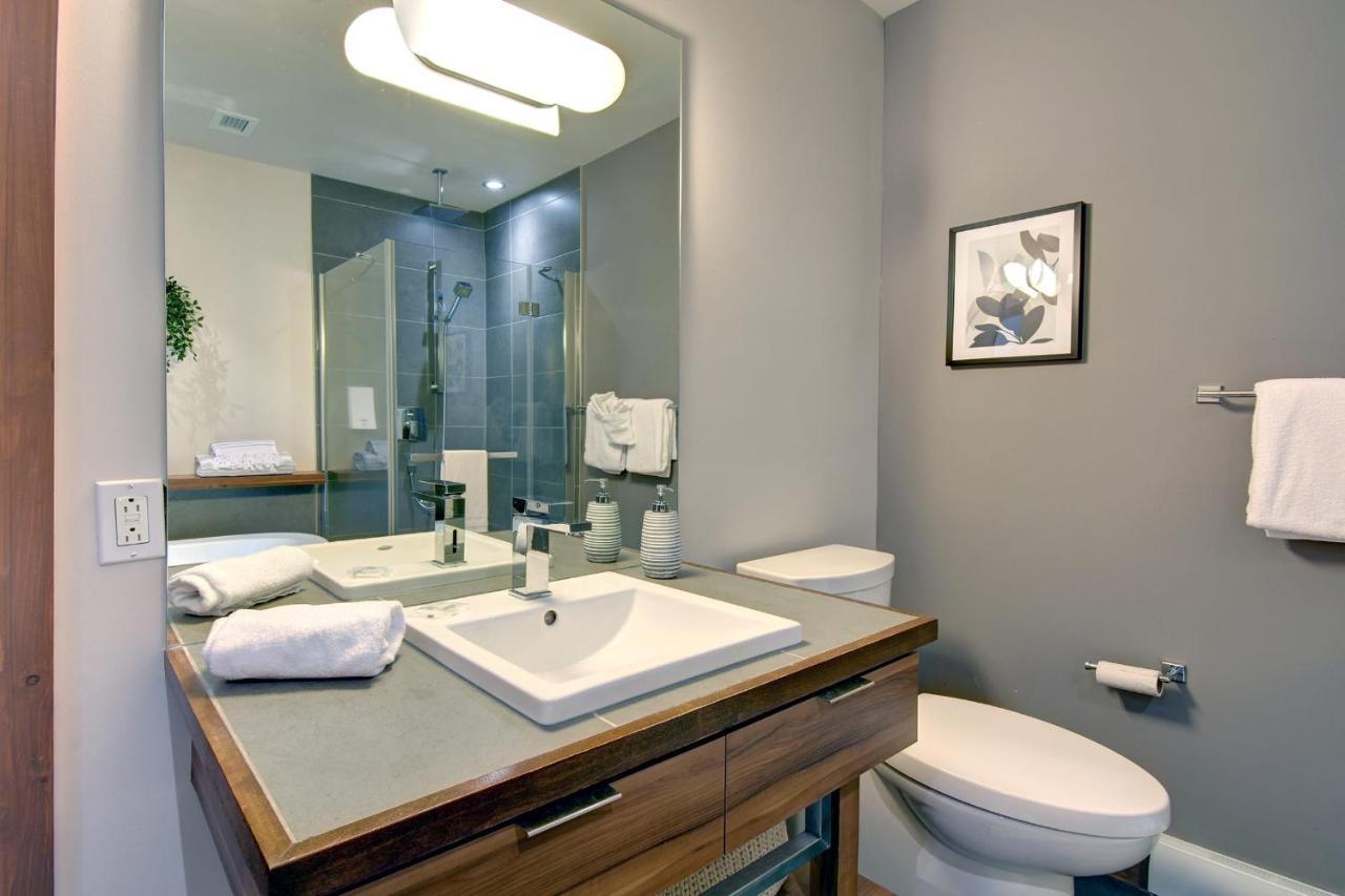 Lac-Superieur Premium Suite With Lake View And Resort Access מראה חיצוני תמונה